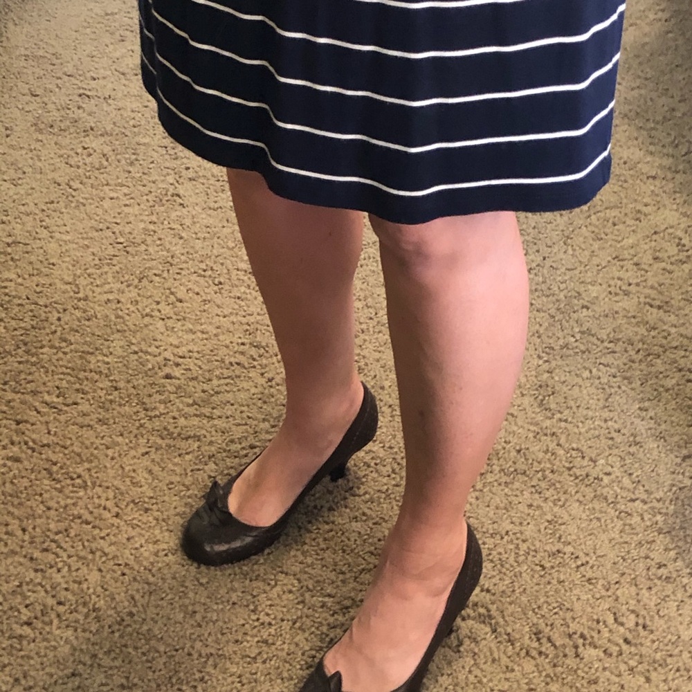Brown pump shoes - Picture 4 of 9